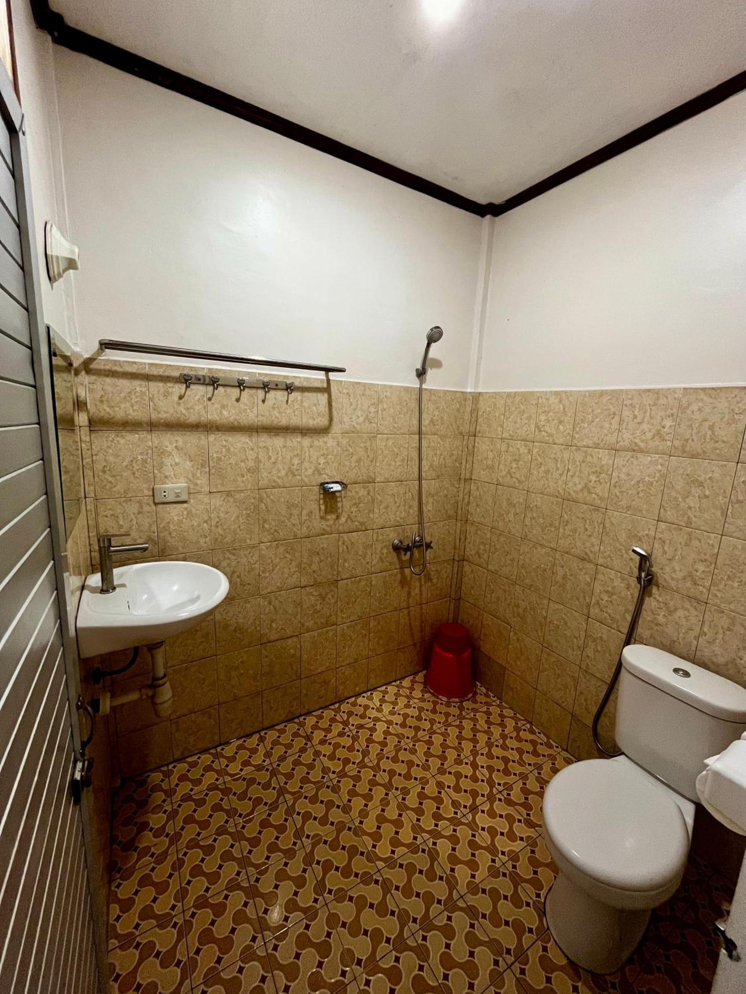 Gokhon Guest House Tuktuk Eksteriør billede